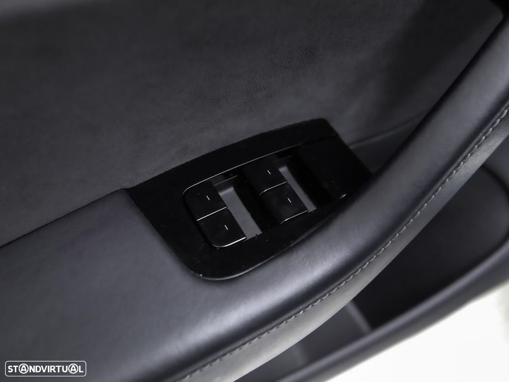 Tesla Model 3 Performance Dual Motor AWD - 13