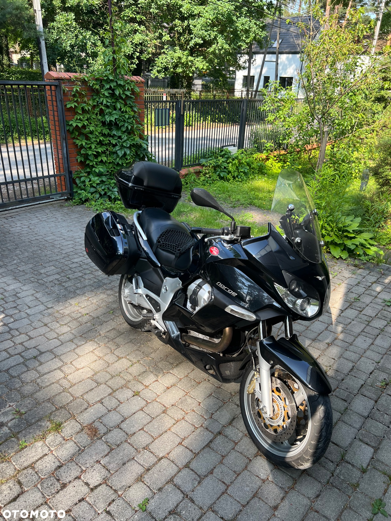 Moto Guzzi Norge - 4