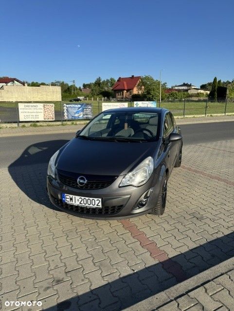 Opel Corsa - 1