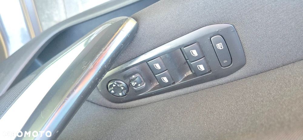 Peugeot 308 BlueHDi 150 Automatik Stop & Start Allure - 21