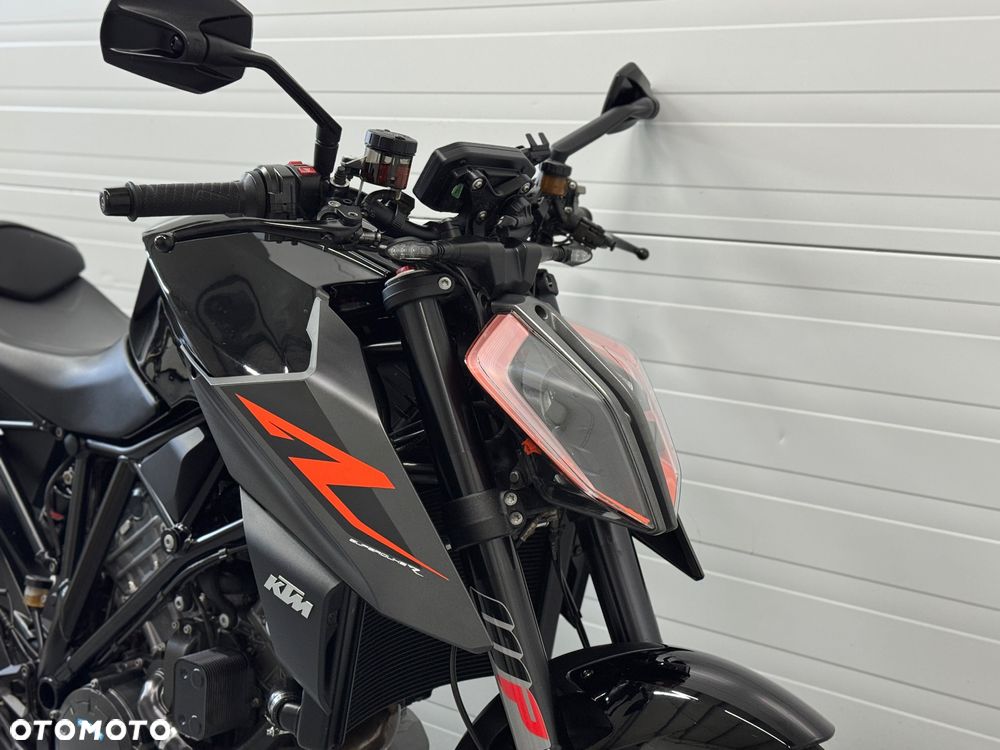 KTM Super Duke - 12