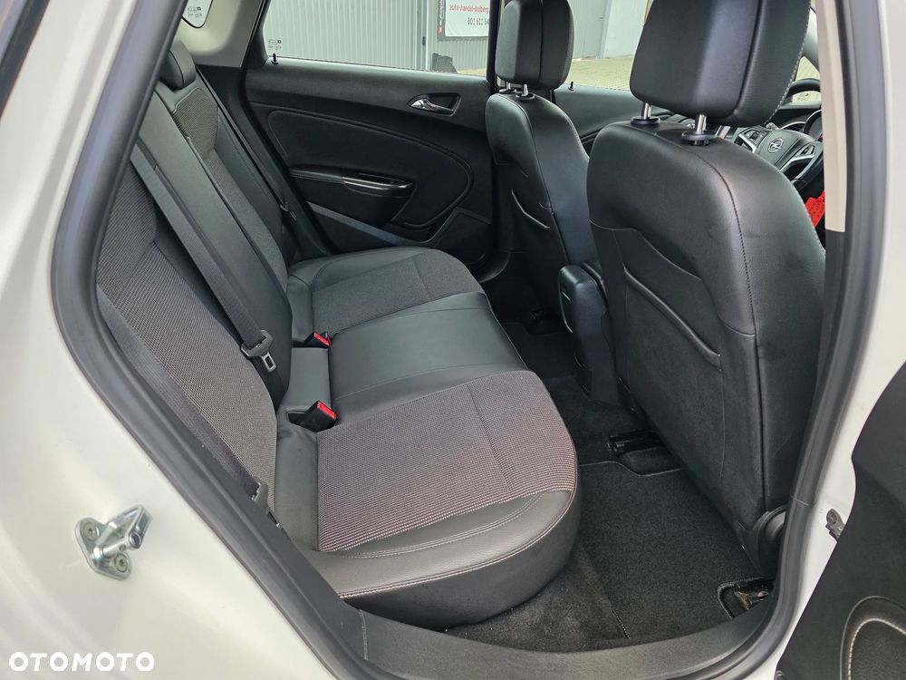 Opel Astra 1.4 Turbo Automatik Cosmo - 24