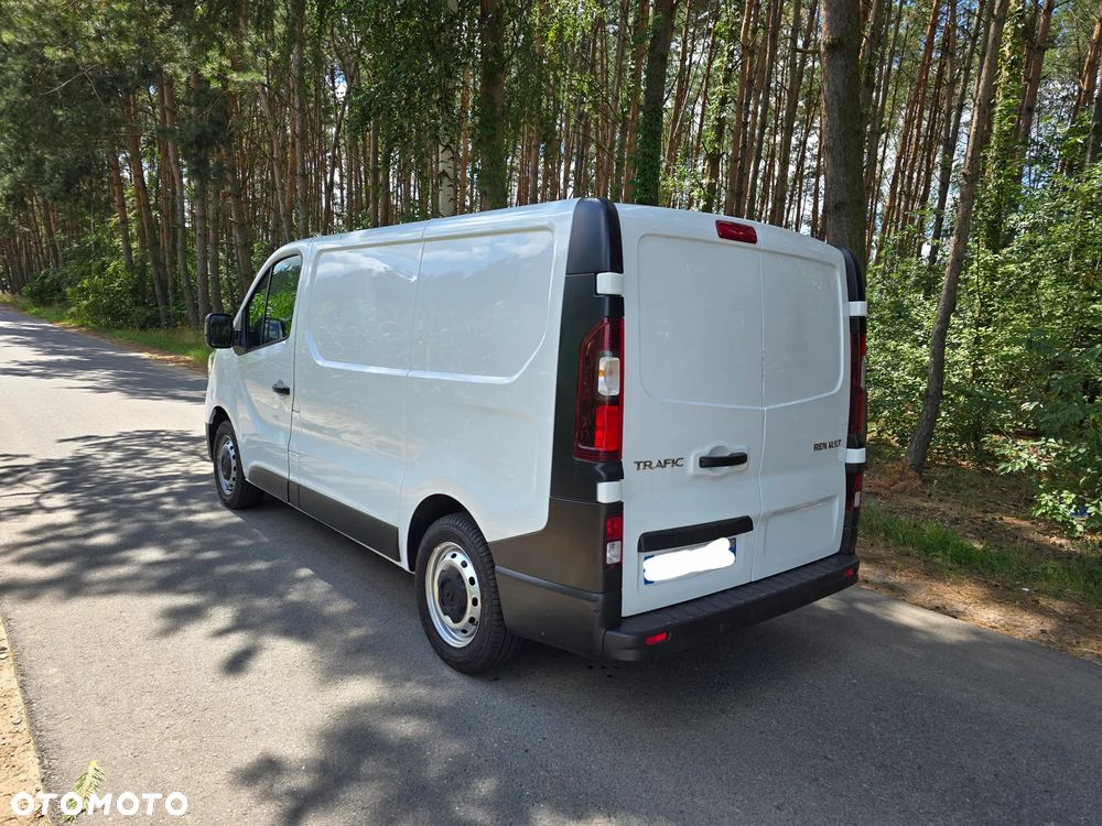 Renault Trafic - 2