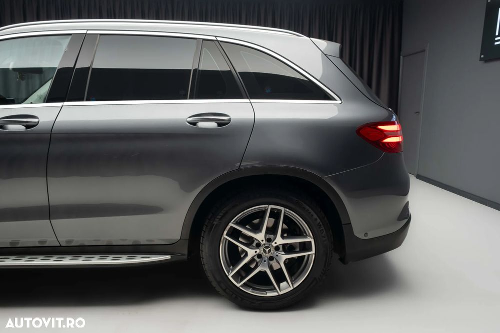 Mercedes-Benz GLC 250 d 4MATIC 9G-TRONIC AMG Line - 11