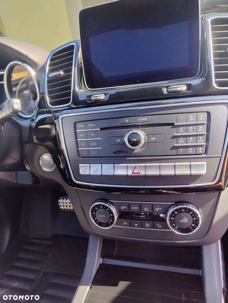 Mercedes-Benz GLE AMG Coupe 43 4-Matic - 18