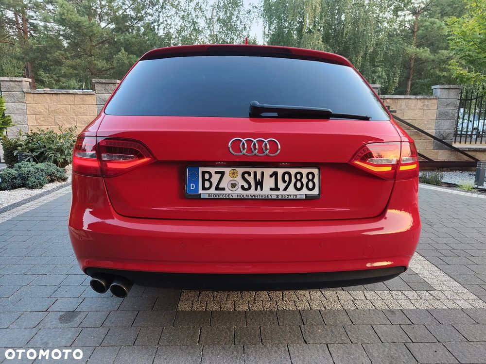 Audi A4 Avant - 33