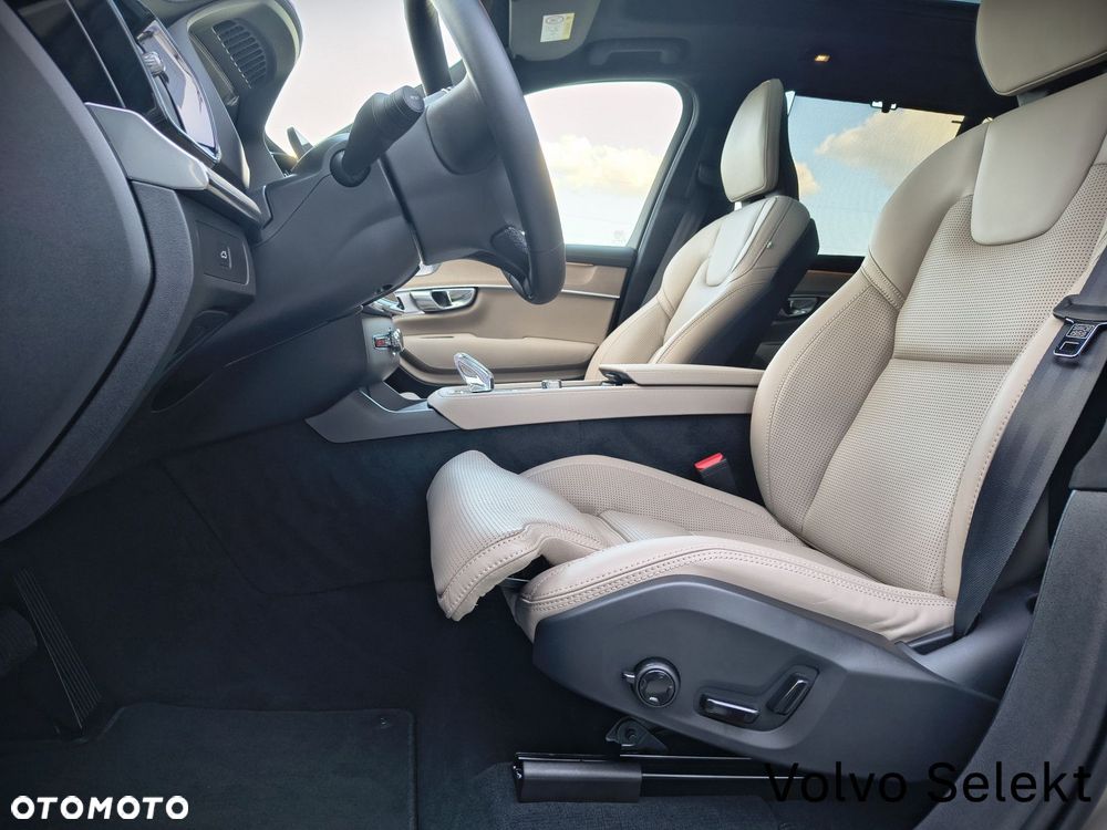 Volvo XC 90 - 28