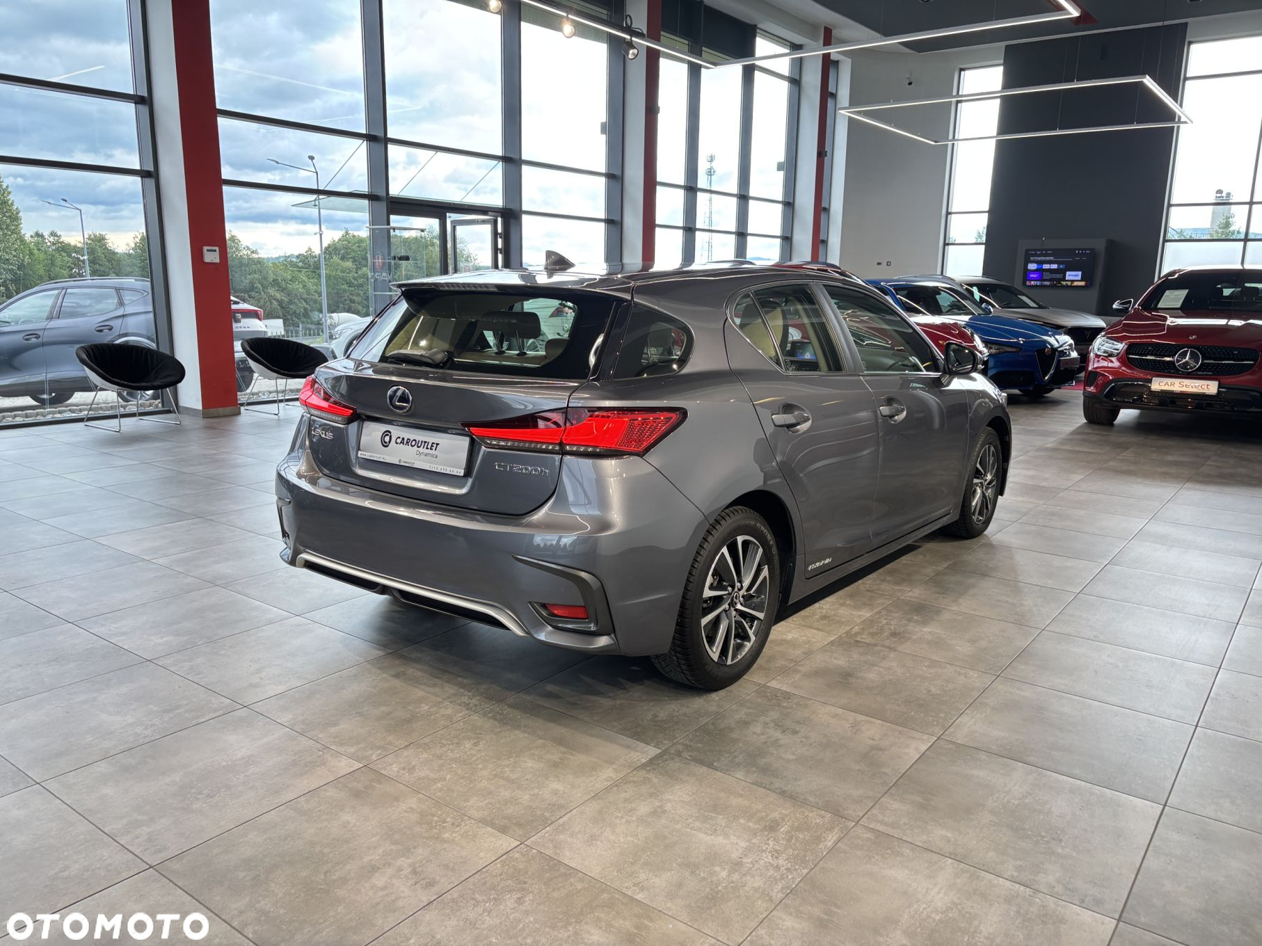 Lexus CT - 9