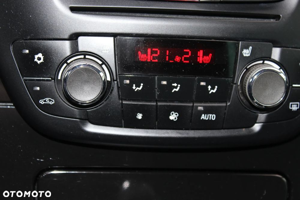 Opel Insignia 2.0 Turbo Sports Tourer - 18