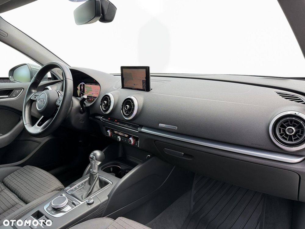 Audi A3 Sportback 35 TFSI mHEV S tronic - 26