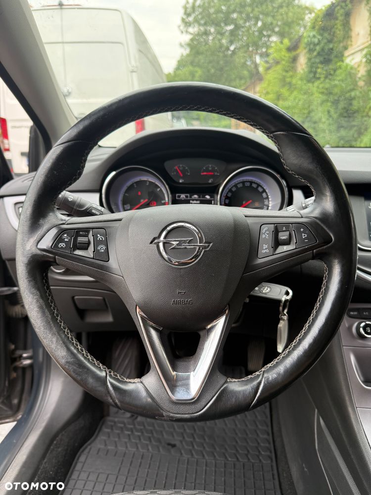 Opel Astra 1.6 CDTI Enjoy S&S - 18