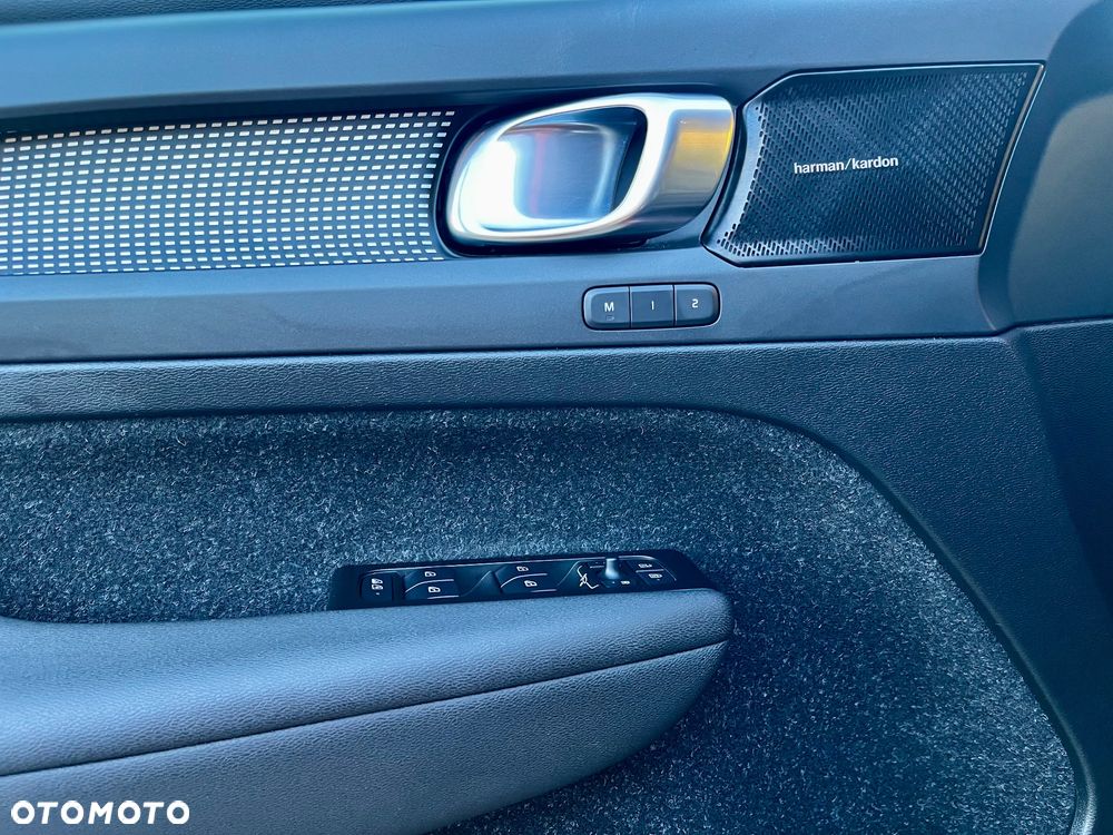 Volvo XC 40 T5 Recharge DKG RDesign Expression - 26