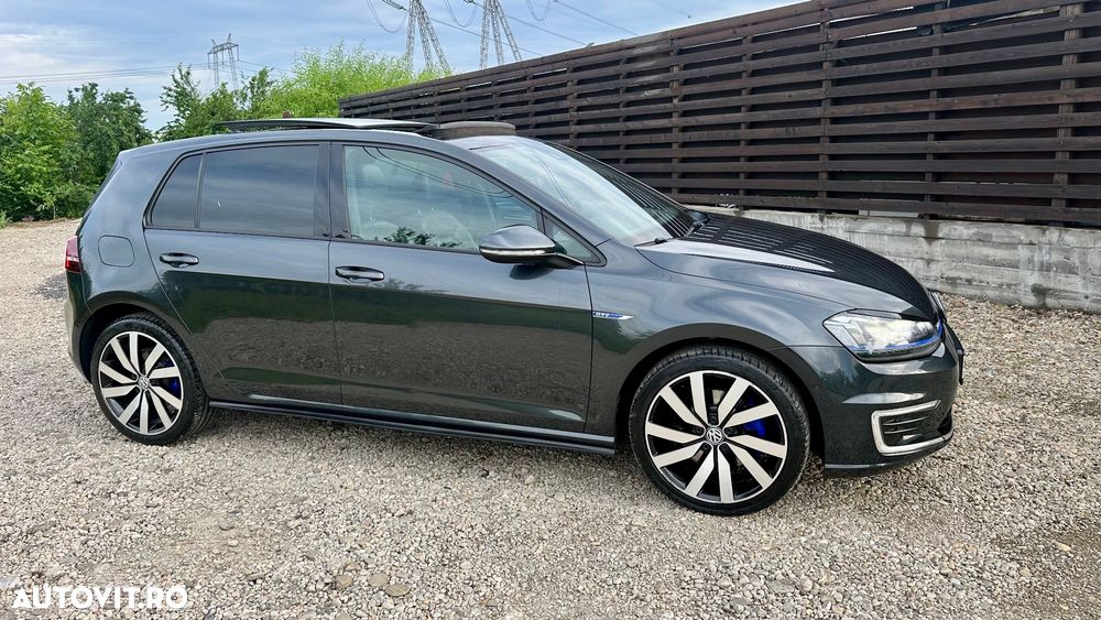 Volkswagen Golf 1.4 GTE Plug-In-Hybrid DSG - 2