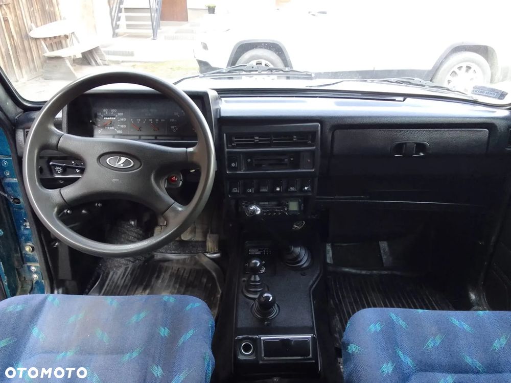 Lada Niva 1.7i - 11