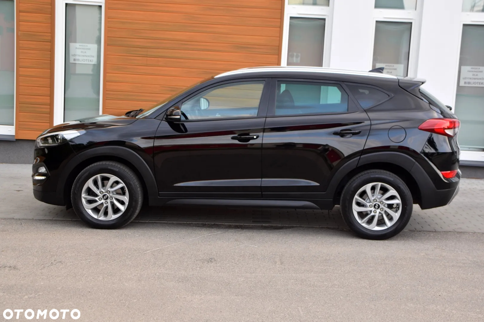 Hyundai Tucson 2.0 CRDi 4WD Automatik Style - 7