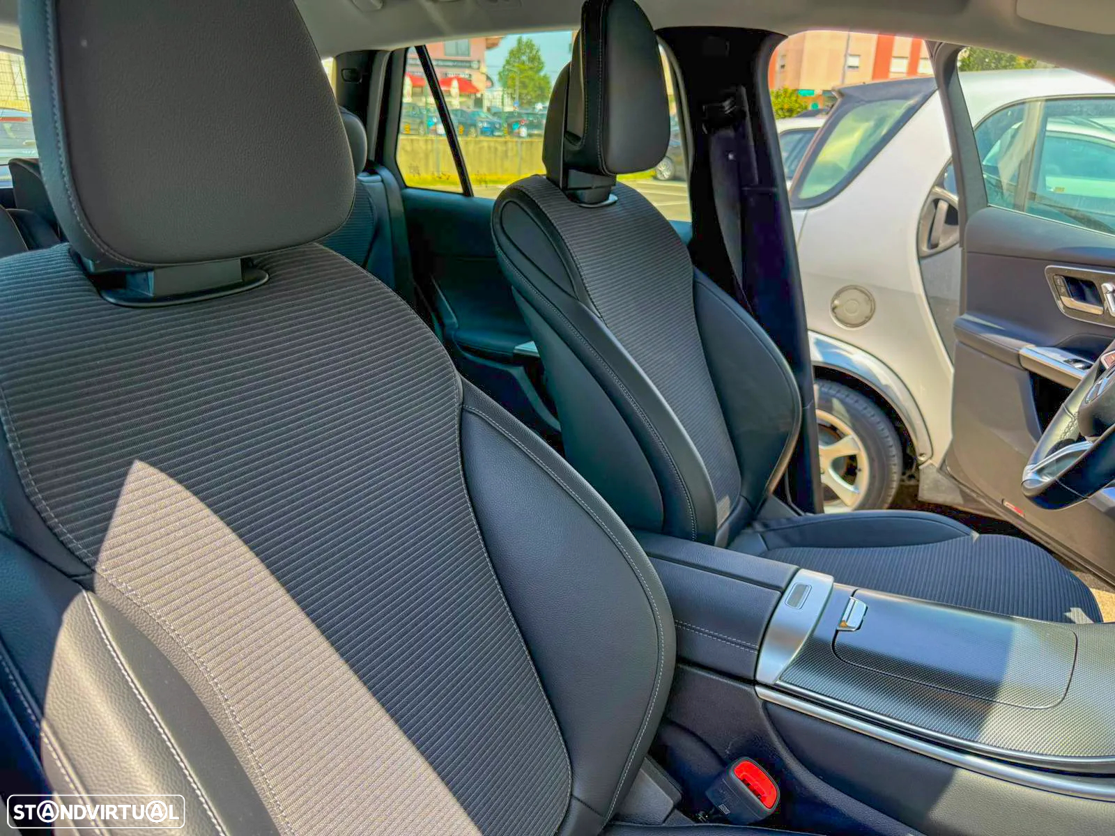 Mercedes-Benz GLC 300 e 4Matic 9G-TRONIC Avantgarde Advanced - 9