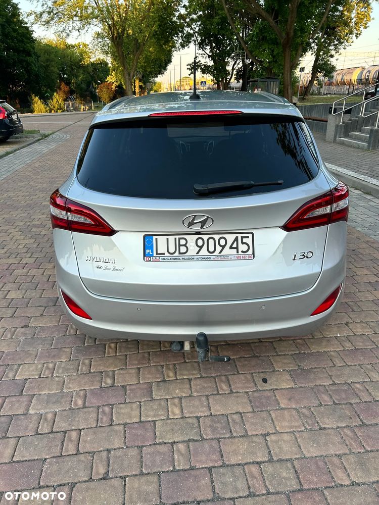 Hyundai i30 1.6 CRDi Automatik Style - 18