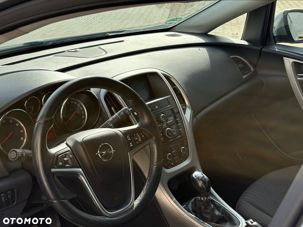 Opel Astra 1.4 T Enjoy S&S - 8