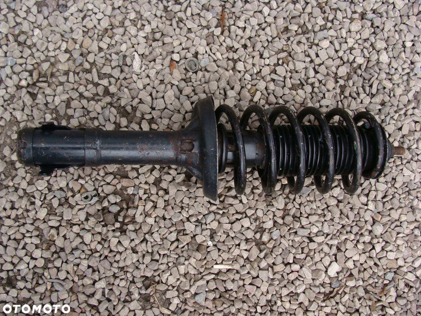 AMORTYZATOR VOLKSWAGEN PASSAT B4 357413031Q - 2