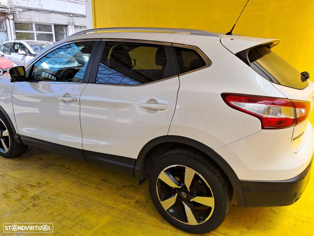 Nissan Qashqai 1.5 dCi 360 - 13