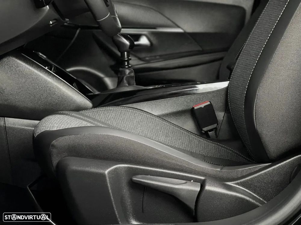 Peugeot 2008 - 7