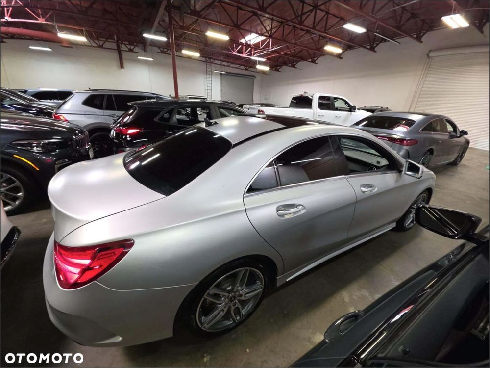Mercedes-Benz CLA 250 7G-DCT AMG Line - 4