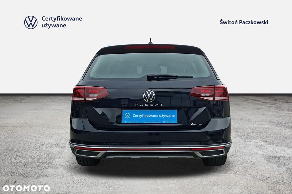 Volkswagen Passat - 4