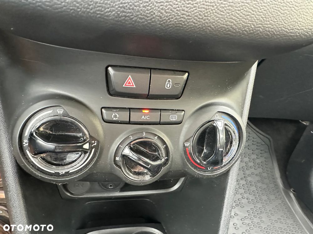 Peugeot 208 1.0 VTi Access - 21