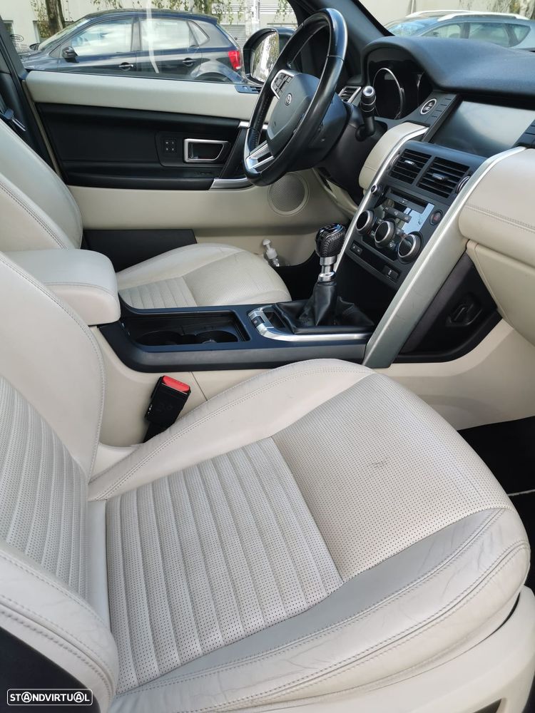 Land Rover Discovery Sport 2.0 eD4 HSE Luxury - 10