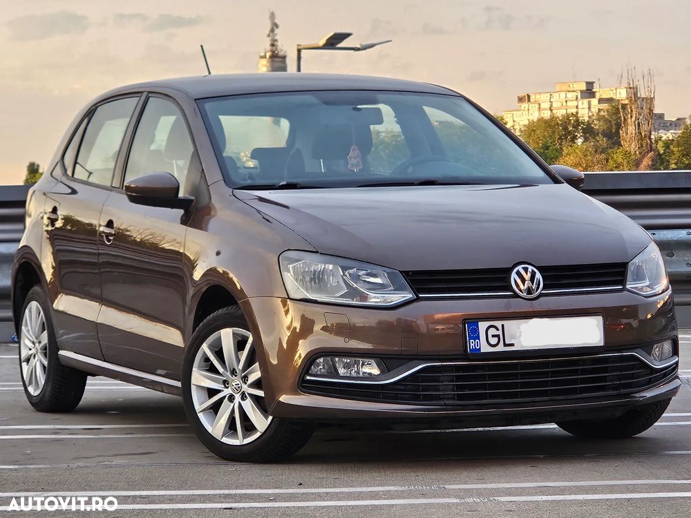 Volkswagen Polo 2015 photo 2