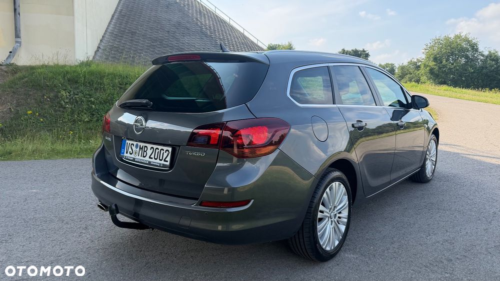 Opel Astra 1.4 Turbo - 11