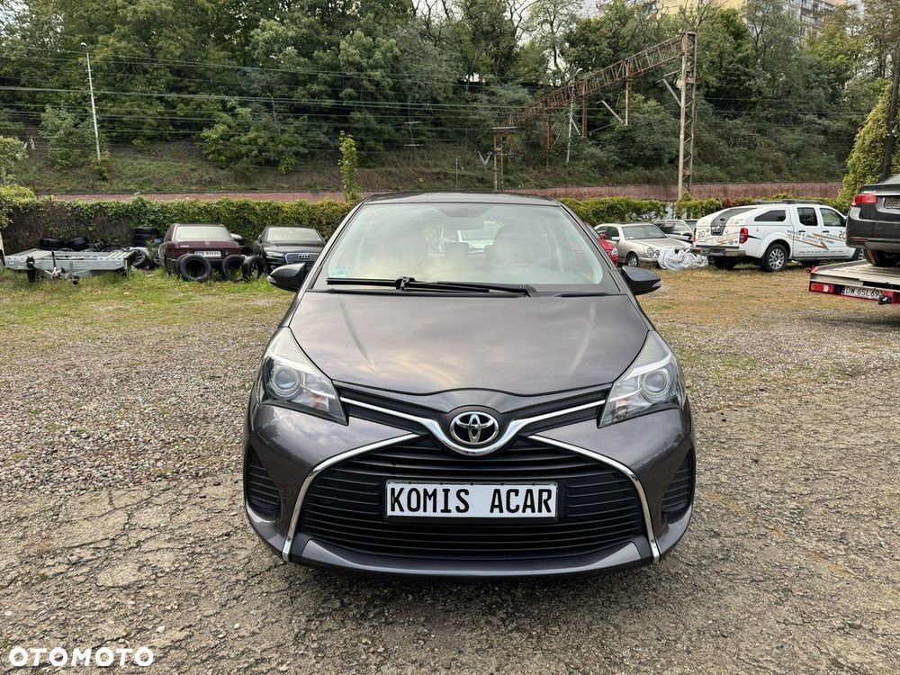 Toyota Yaris - 7