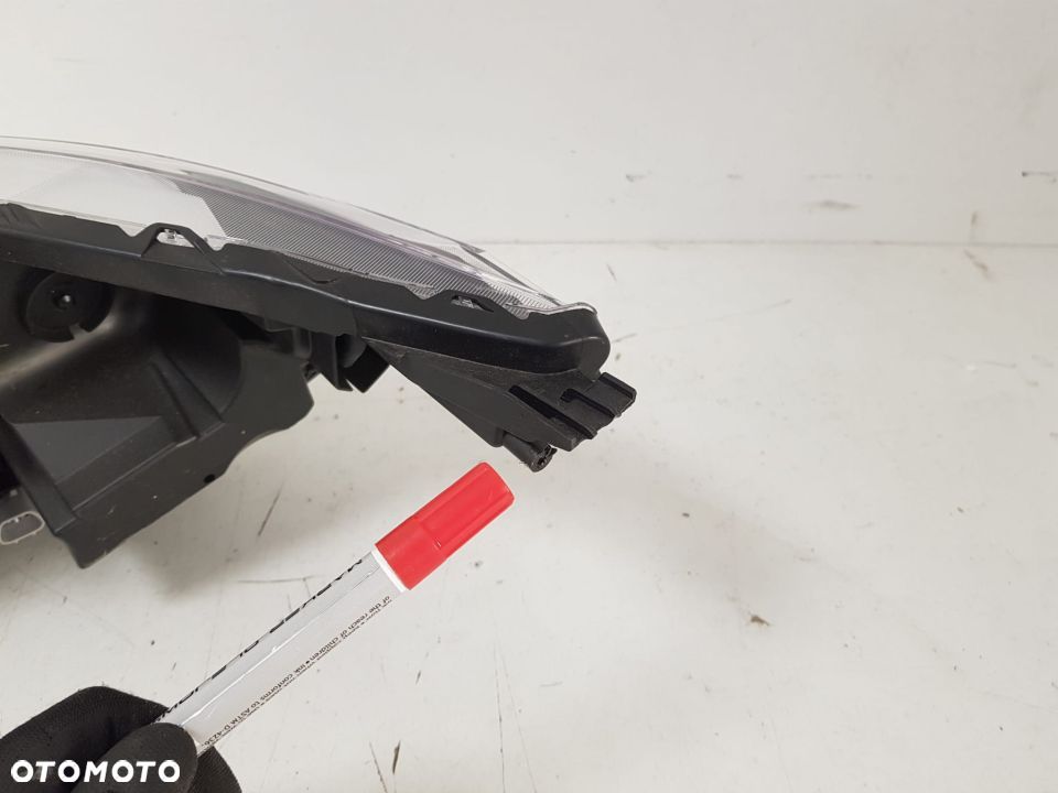 MITSUBISHI ECLIPSE CROSS 17- LAMPA PRAWA PRZEDNIA PRZÓD ZWYKŁA + LED REFLEKTOR - 6