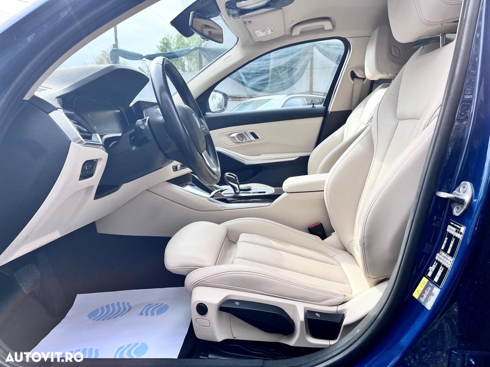 BMW Seria 3 330e Aut. Luxury Line - 24