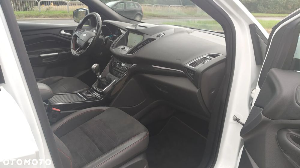Ford Kuga 1.5 EcoBoost FWD ST-Line ASS MMT6 - 18