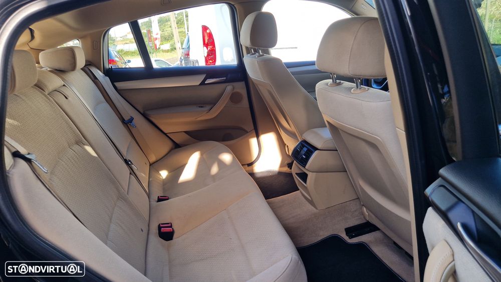 BMW X4 20 d xDrive XLine - 24