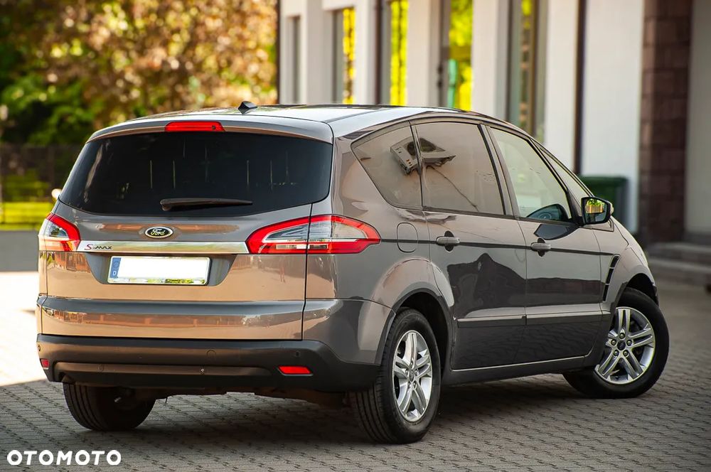 Ford S-Max 2.0 TDCi DPF Ambiente - 12