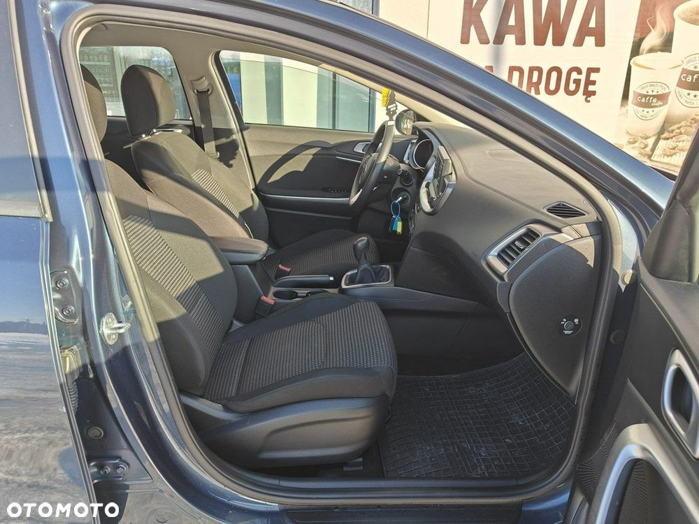 Kia Ceed - 17