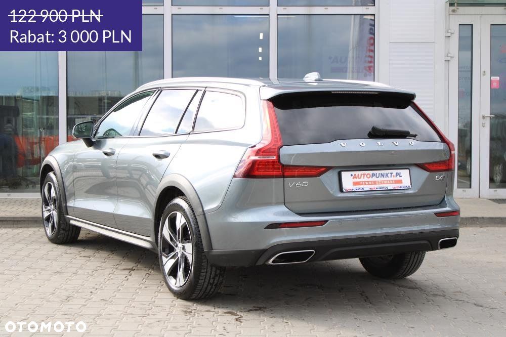 Volvo V60 Cross Country - 3