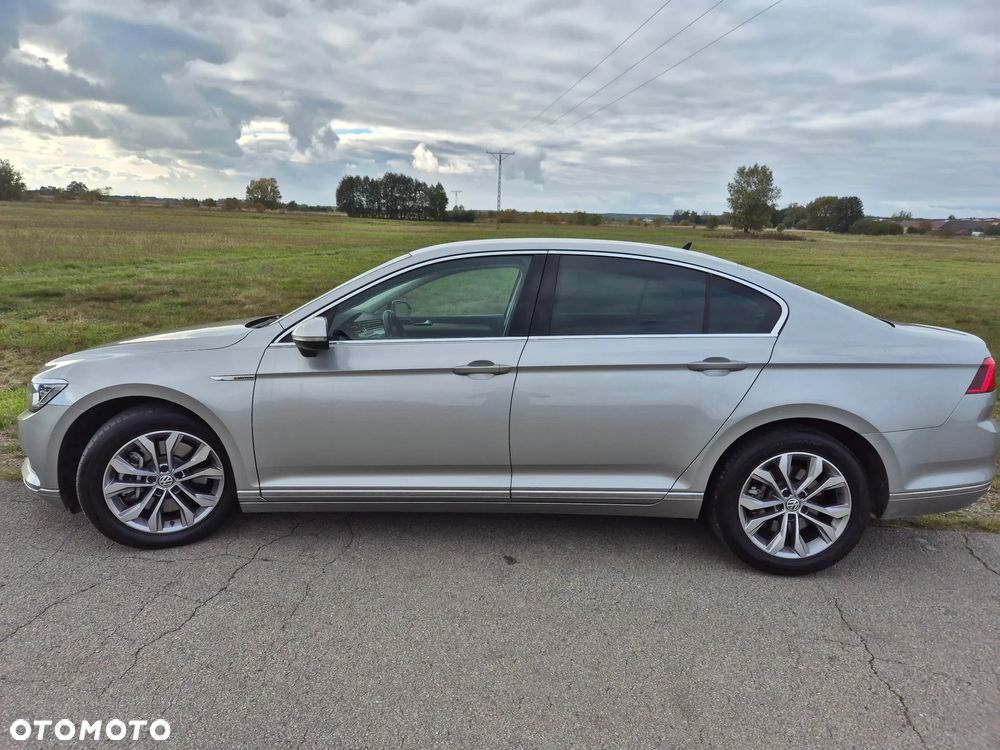 Volkswagen Passat 2.0 TDI Bi-Turbo BMT 4Mot Highline DSG - 3