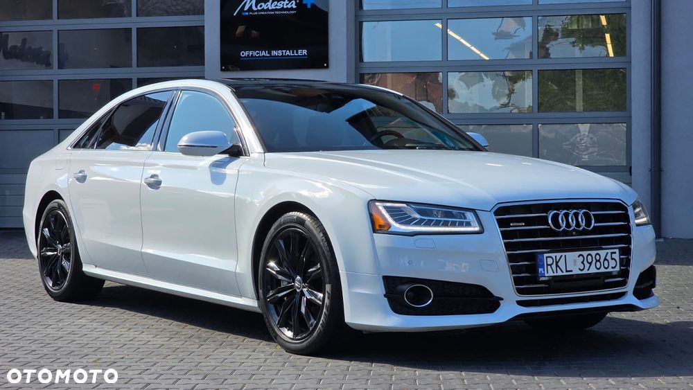 Audi A8 - 1
