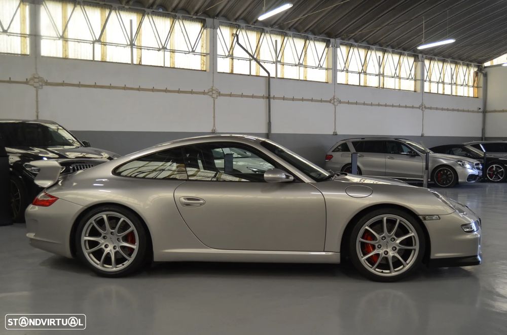 Porsche 911 (997) GT3 - 4