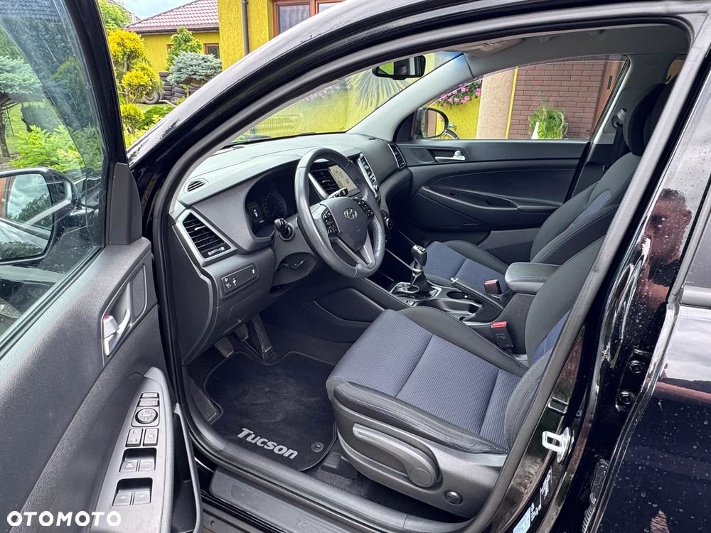 Hyundai Tucson blue 1.6 GDi 2WD Navi - 10
