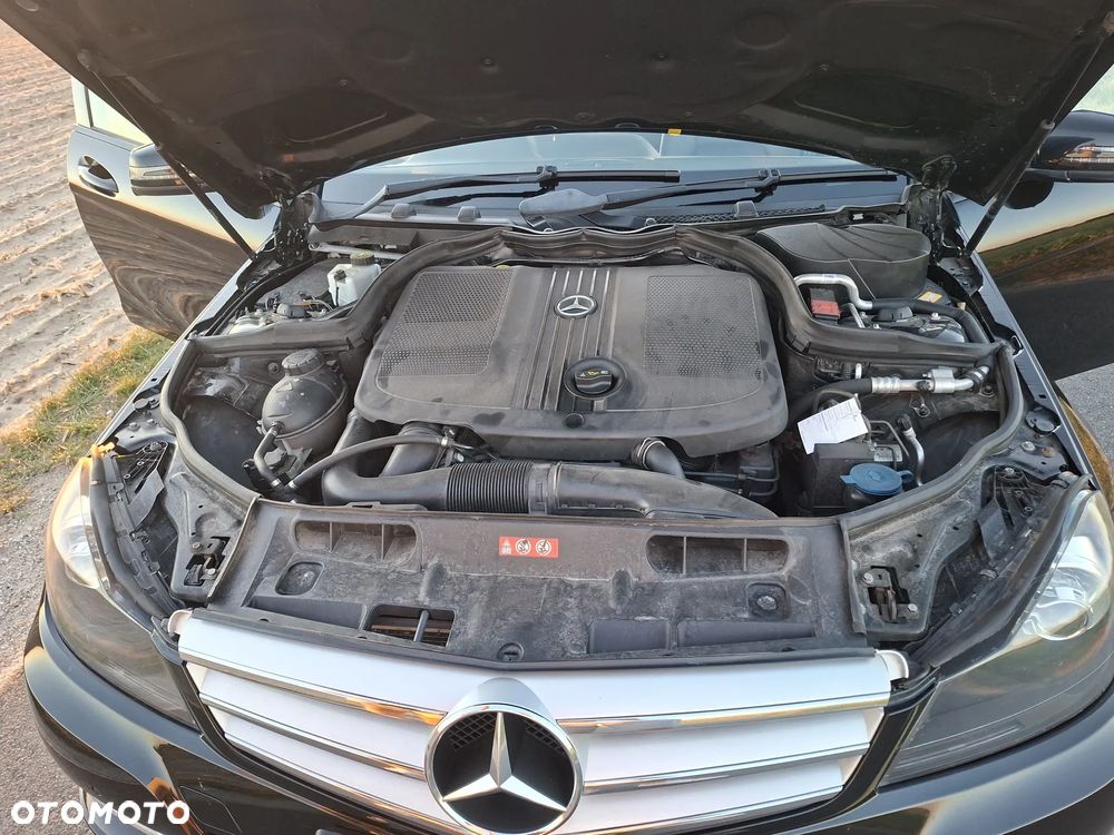 Mercedes-Benz Klasa C 220 CDI DPF (BlueEFFICIENCY) - 20