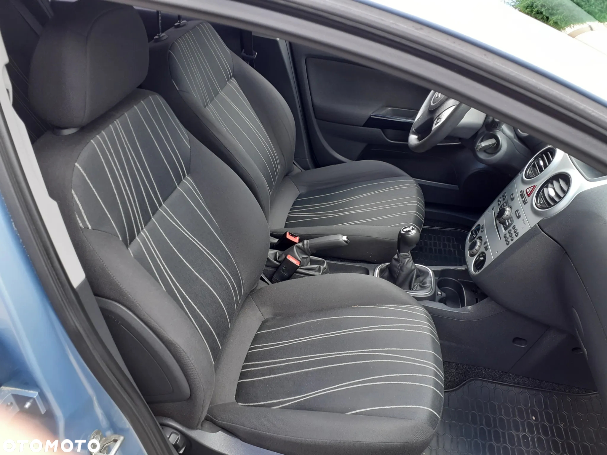 Opel Corsa 1.2 16V Color Edition - 15