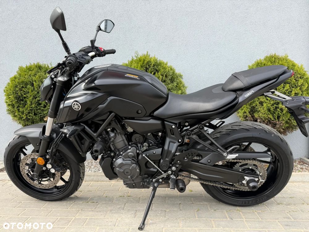Yamaha MT - 6