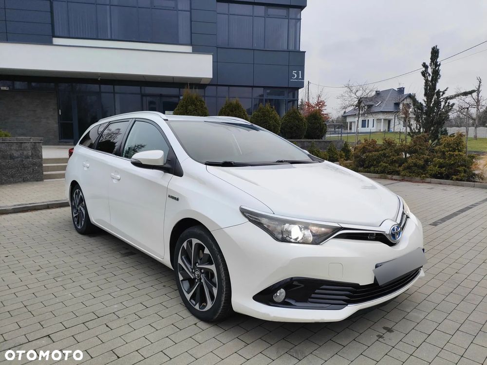 Toyota Auris Hybrid 135 Prestige - 3