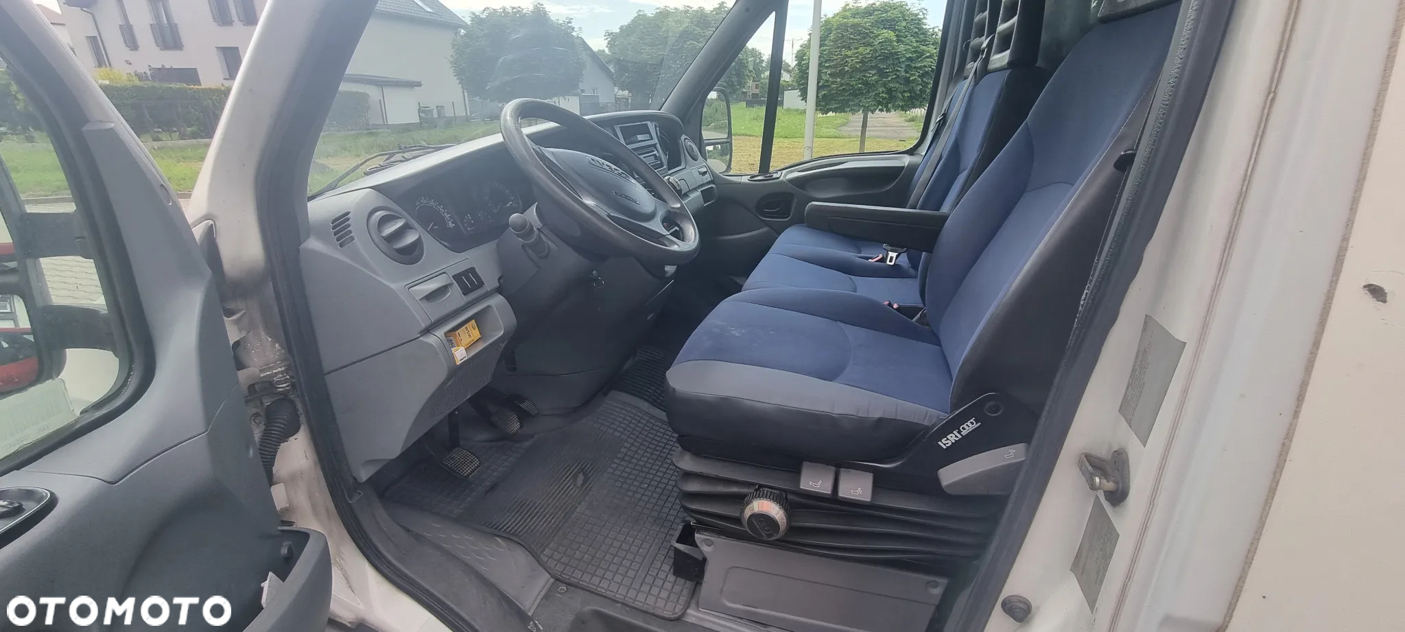Iveco DAILY 35S14 - 13