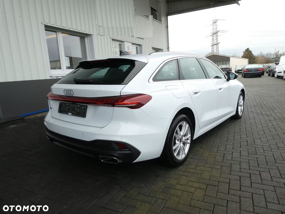 Audi A5 Avant - 10