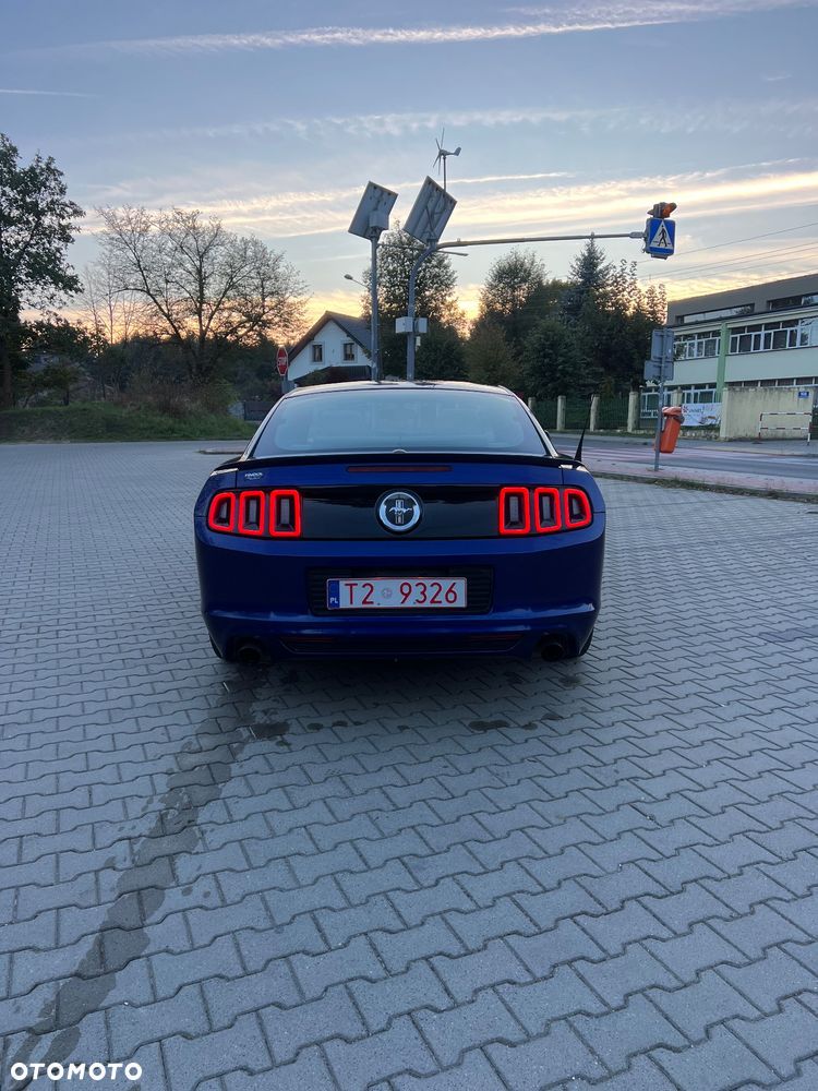 Ford Mustang 3.7 V6 Premium - 5